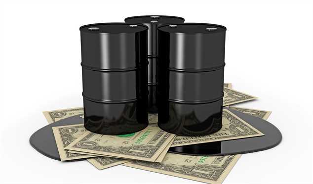 عقب‌گرد نفت در برابر اوج‌گیری دلارنفت، گاز و پتروشیمی&nbsp;