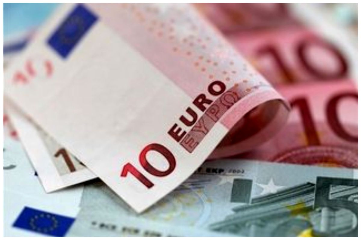 قیمت یورو، دلار و پوند  امروز سه شنبه 14 آذر / تداوم ریزش قیمت یورو +جدول