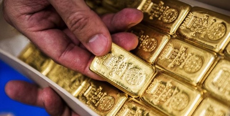 طلای جهانی همچنان بالای 2033 دلار