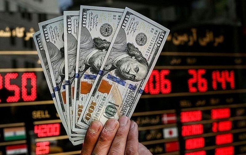 قیمت دلار تهران و تتر بهم رسیدند